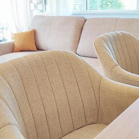Luna Serene Garden - Jacuzzi Appartamento Zara