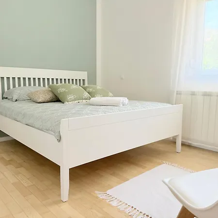 Luna Serene Garden - Jacuzzi & Gym Zadar