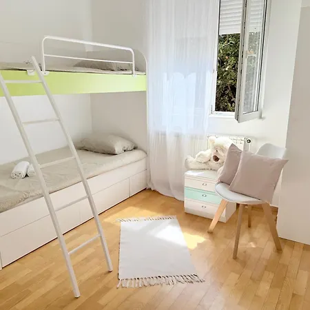 Apartamento Luna Serene Garden - Jacuzzi & Gym