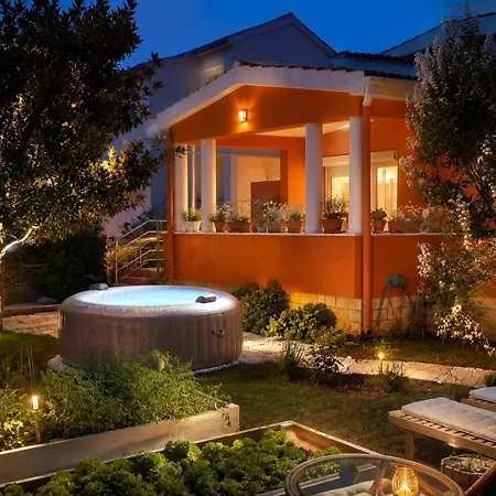 Daire Luna Mediteran Garden - Jacuzzi & Gym Zadar