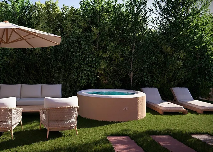 Luna Mediteran Garden Home - Jacuzzi & Gym *