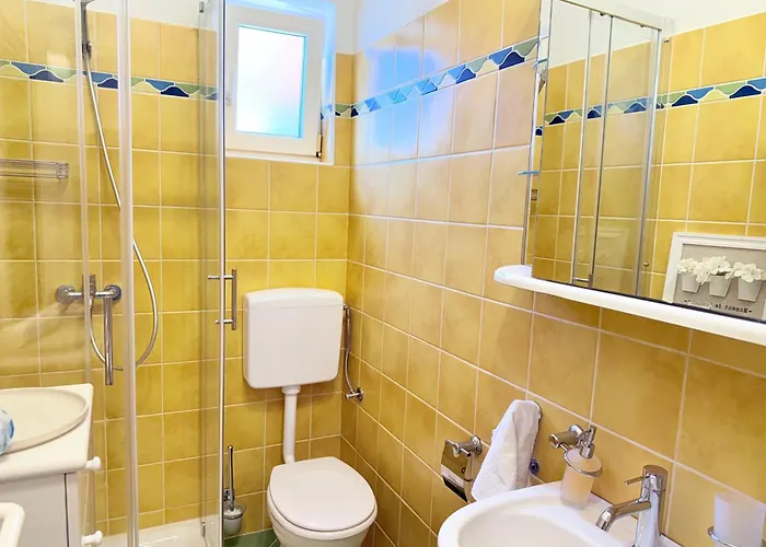 شقة Luna Mediteran Garden Home - Jacuzzi & Gym زادار